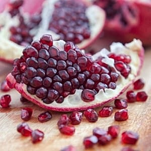 Start the day off right with these anti-aging foods [.title-sm.block.animate.fadeIn]Marotta Plastic Surgery Specialists[]