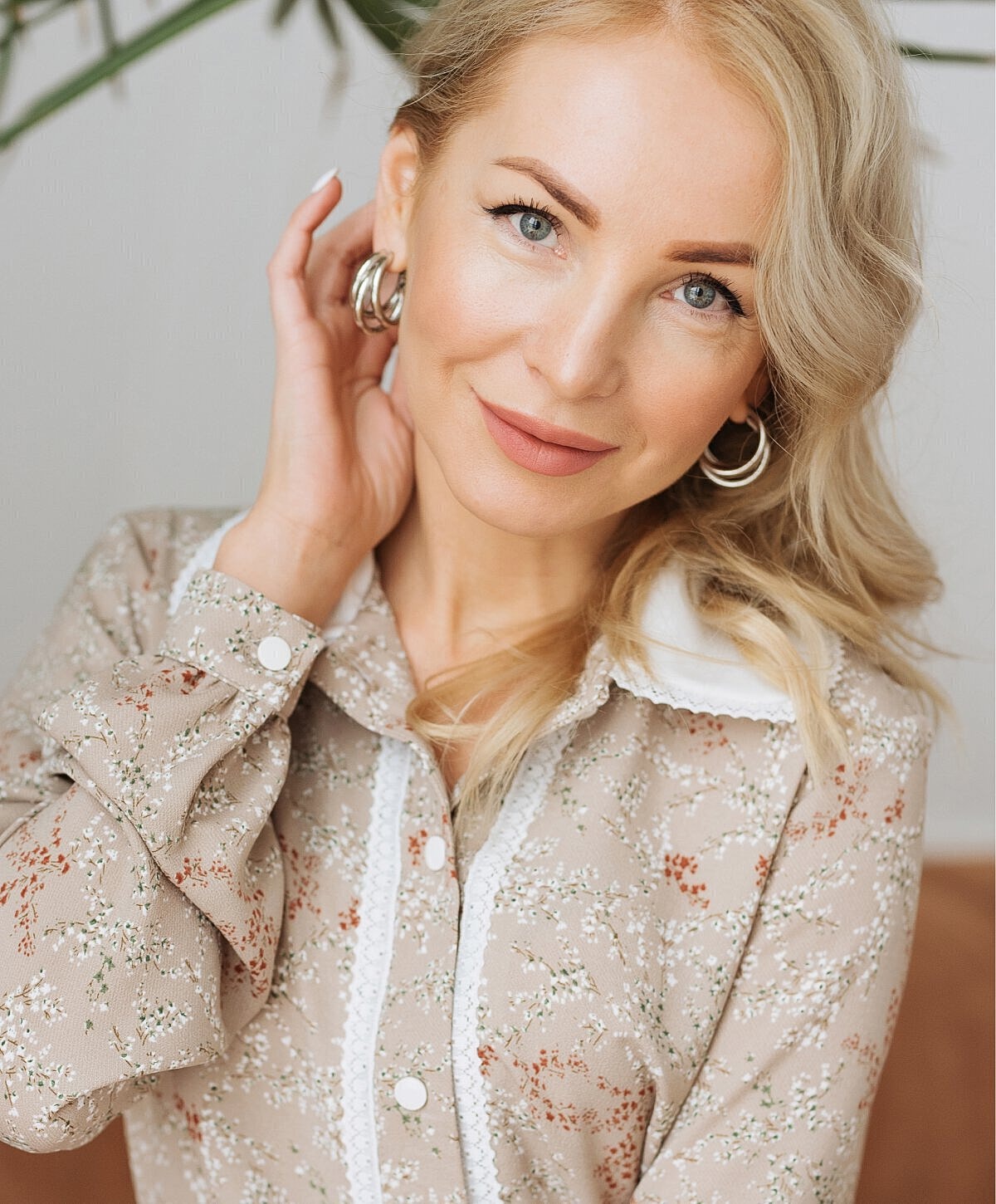 Long Island Laser Skin Resurfacing model with blonde hair